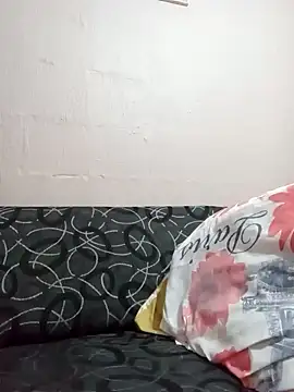 Snapshot of mileesha chatting on 12.08.24 mileesha online show from 12.08.24