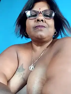 Snapshot of mileesha chatting on 11.09.25 mileesha online show from 11.09.25