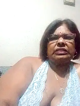 Snapshot of mileesha chatting on 12.02.25 mileesha online show from 12.02.25