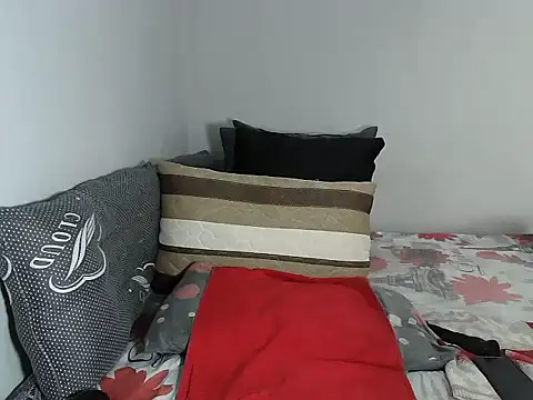 Snapshot of BigPussy10xx chatting on 11.01.25 BigPussy10xx online show from 11.01.25