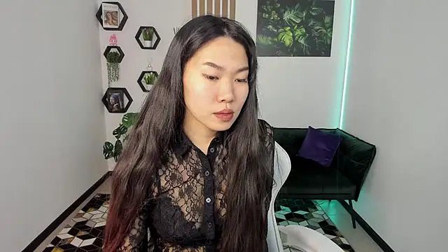 LunaPurrr online show from 11.22.25