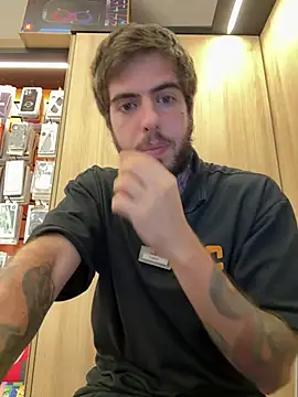 Snapshot of kirschxp chatting on 03.13.26 kirschxp online show from 03.13.26