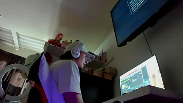 JamesDeker online show from 01.11.26