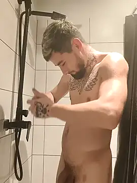 Snapshot of Negrila25 chatting on 02.12.26 Negrila25 online show from 02.12.26