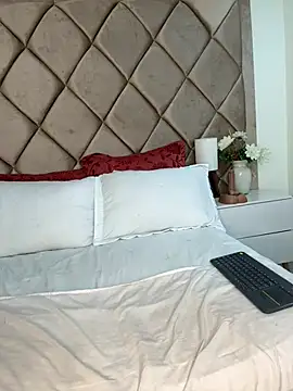 AngelinaDuvall online show from 03.31.26