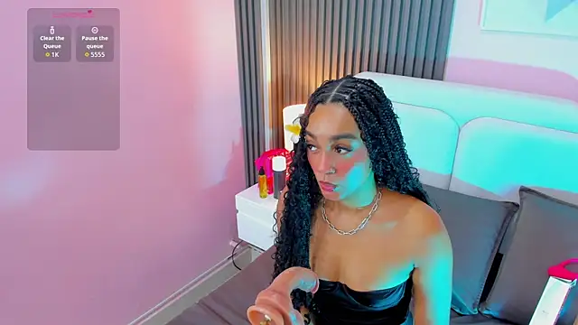 Clawdeen  wolf online show from 11.04.25