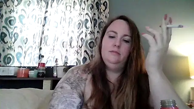 Domimommy420 online show from 11.22.25