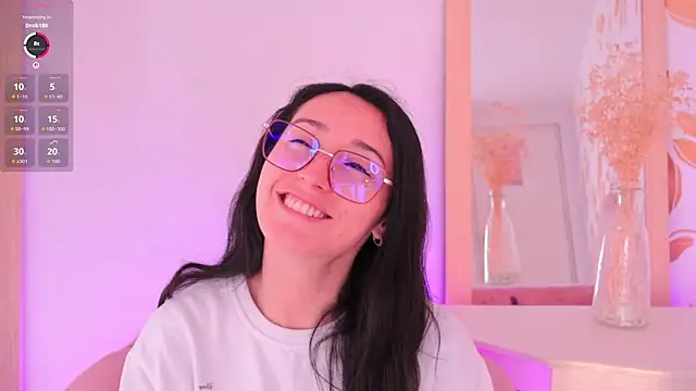 Ginevra esposito online show from 02.04.26