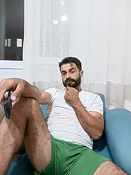 Snapshot of alex10alexx chatting on 10.04.25 alex10alexx online show from 10.04.25