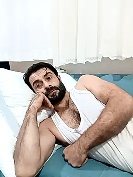 Snapshot of alex10alexx chatting on 11.28.25 alex10alexx online show from 11.28.25