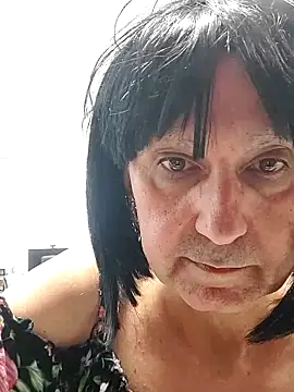 Emily de Carla online show from 10.09.25