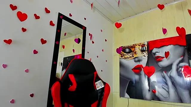 Raven Rouge  online show from 03.02.26