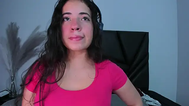 Nicol Chang online show from 09.22.25