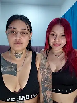 Snapshot of LesboNaughty_ chatting on 11.05.25 LesboNaughty online show from 11.05.25