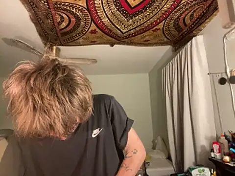 XanderOzzz online show from 04.01.26