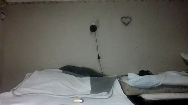 teklaadrienn online show from 09.18.25