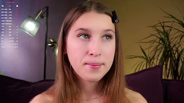 NanaMertins online show from 09.22.25