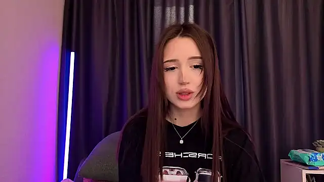 BlackEyesGirl online show from 04.08.26