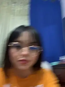 Snapshot of Clara_Luu chatting on 06.17.26 Clara Luu online show from 06.17.26