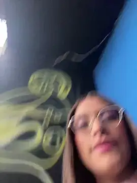 Snapshot of Hannacooper3 chatting on 12.03.25 Hannacooper3 online show from 12.03.25