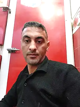 Snapshot of Mahdidido45 chatting on 11.04.25 Mahdidido45 online show from 11.04.25