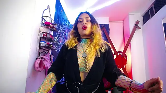 Snapshot of SabaTheCourtesan chatting on 09.11.25 SabaTheCourtesan online show from 09.11.25