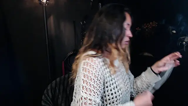 Snapshot of SabaTheCourtesan chatting on 11.27.25 SabaTheCourtesan online show from 11.27.25