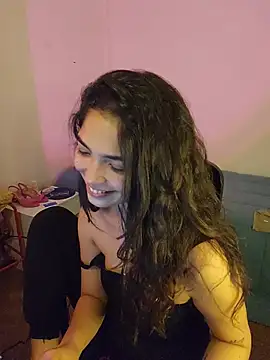 Snapshot of Ariagal chatting on 07.21.26 Ariagal online show from 07.21.26