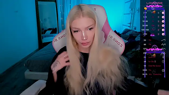 AnyaTaylor  online show from 05.21.26