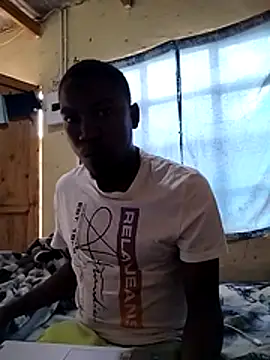 Snapshot of shebeshid chatting on 11.11.25 shebeshid online show from 11.11.25