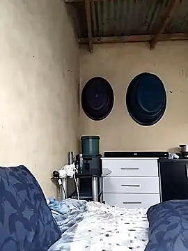 Snapshot of shebeshid chatting on 11.12.25 shebeshid online show from 11.12.25