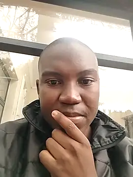 Snapshot of shebeshid chatting on 03.14.26 shebeshid online show from 03.14.26