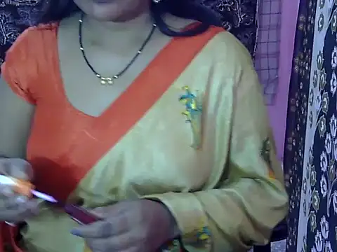 Snapshot of sharda35 chatting on 11.26.25 sharda35 online show from 11.26.25