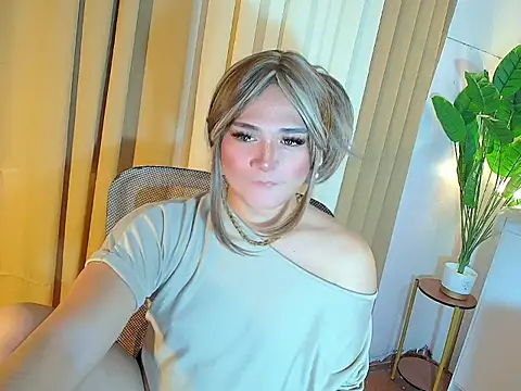 ScarletMoore online show from 04.21.26