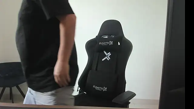 Snapshot of massimo_dannger chatting on 09.08.25 massimo dannger online show from 09.08.25