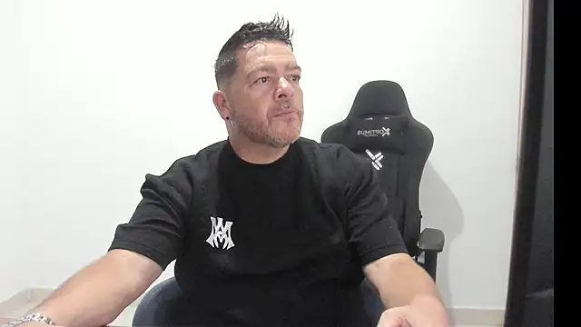 Snapshot of massimo_dannger chatting on 09.09.25 massimo dannger online show from 09.09.25