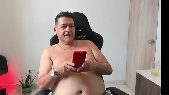 Snapshot of massimo_dannger chatting on 09.09.25 massimo dannger online show from 09.09.25