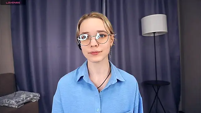 EdaKirkIin online show from 09.11.25