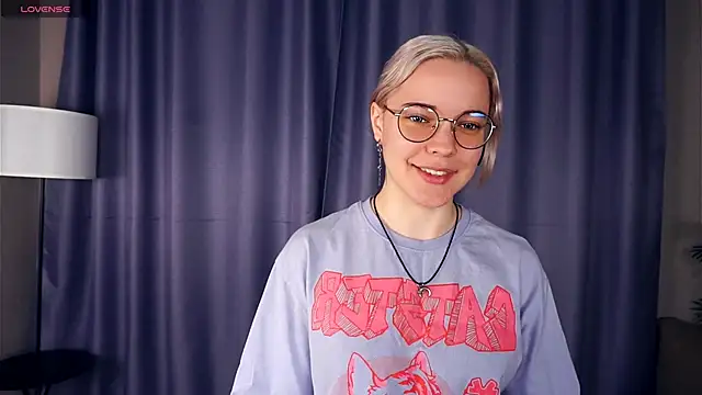 EdaKirkIin online show from 11.24.25