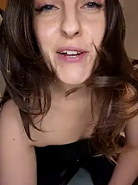 BelleFelicitas online show from 10.06.25