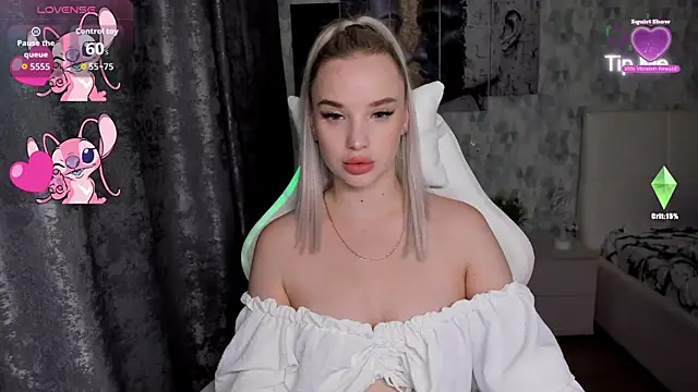 KiraKrox online show from 09.13.25