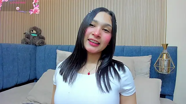 Snapshot of angel_ponce chatting on 04.20.26 angel ponce online show from 04.20.26