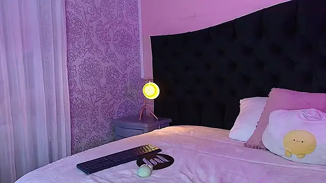 Hada Blue online show from 03.21.26