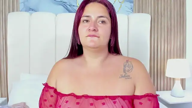 Victoria Guzman online show from 03.05.26