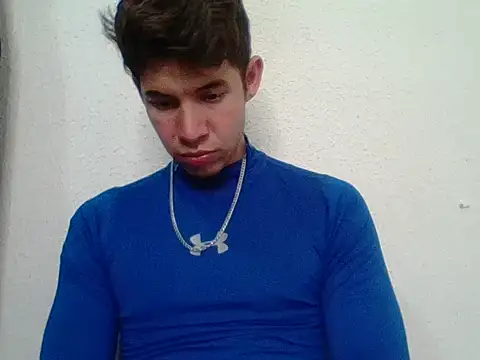 Maxtaylor18 online show from 10.16.25