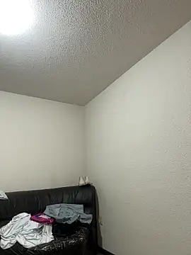 Maxtaylor18 online show from 11.20.25