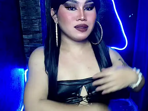 pretty lassy online show from 10.19.25