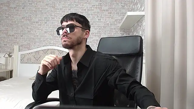 JonahShaw online show from 10.25.25