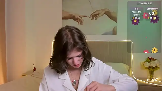 Lisa Blossom online show from 09.29.25