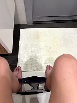 Snapshot of myPriority01 chatting on 09.23.25 myPriority01 online show from 09.23.25